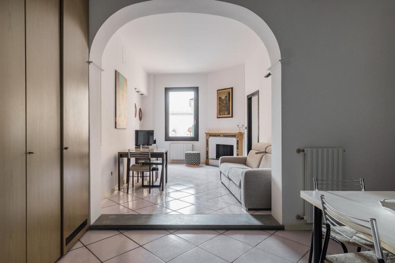 Torre Dell'Orologio Apartment By Wonderful Italy Bolonya Dış mekan fotoğraf